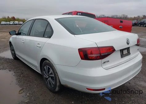 2016 Volkswagen Jetta 1.4T S z USA, uszkodzony, nr VIN 3VW267AJ9GM412901